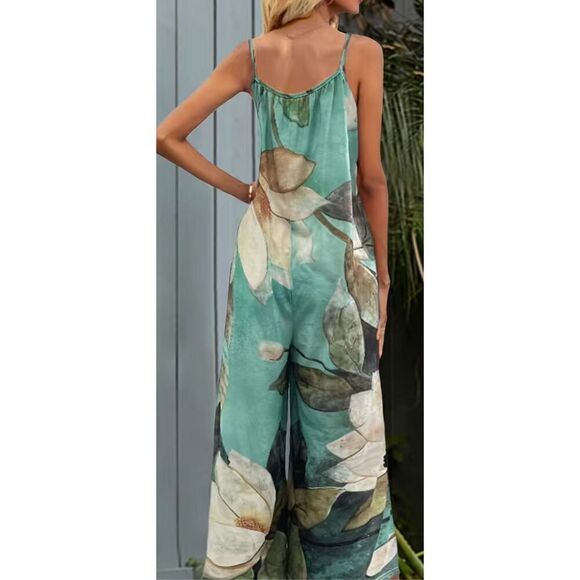 Beautiful lotus print spaghetti strap, romper/overalls with pocket - Picture 8 of 9